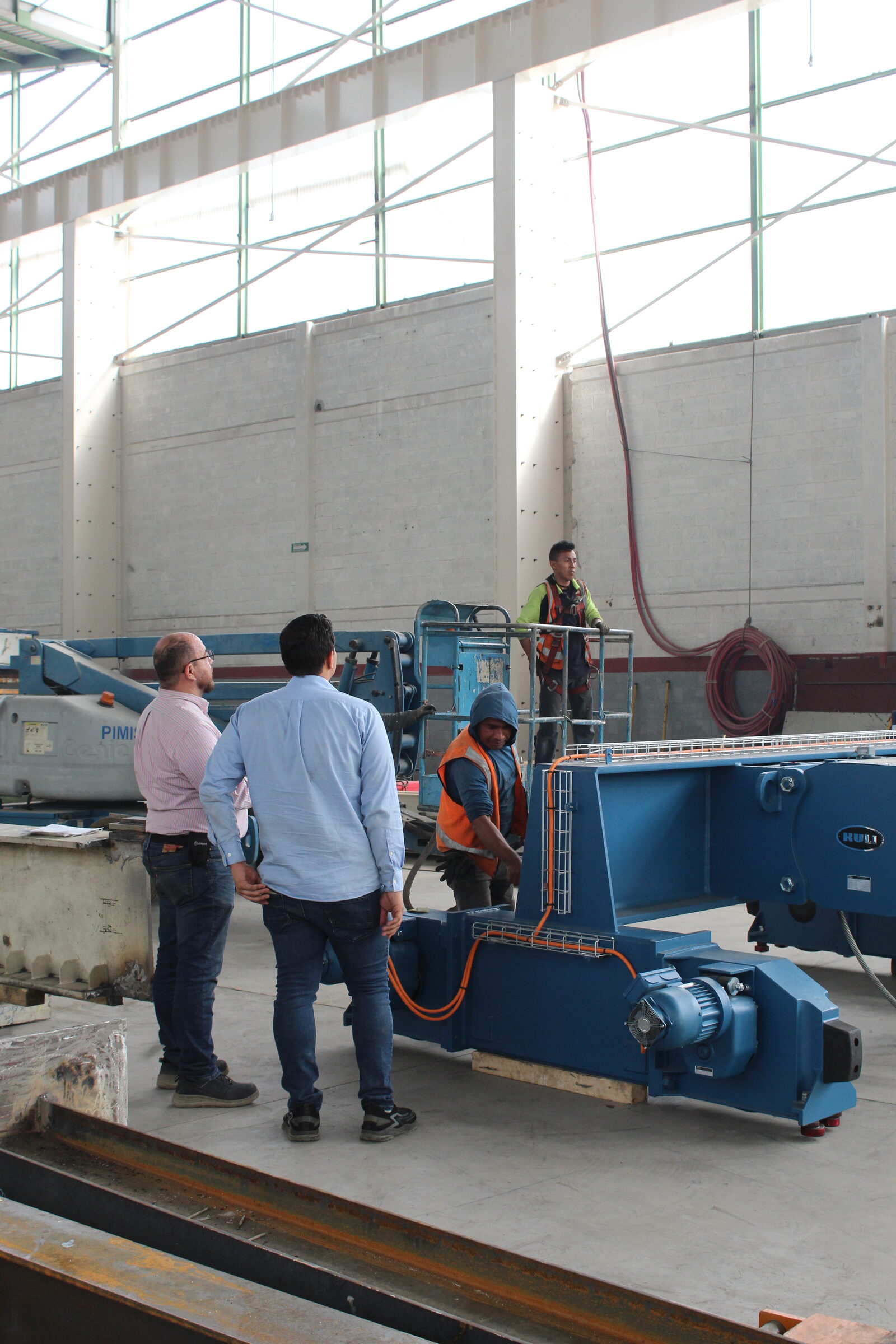 Estructura metálica para proyecto comercial